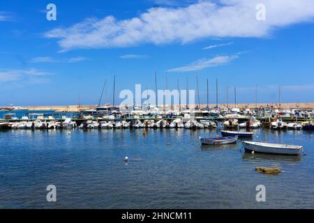 Italien, Apulien, Bari, Santo Spirito, Hafen Stockfoto