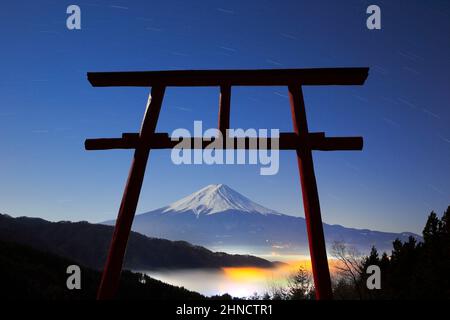 Kawaguchiko Sengen-Schrein, Yamanashi Stockfoto