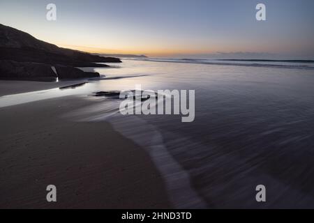 Tregantle Beach bei Sonnenaufgang Whitsand Bay Cornwall Stockfoto