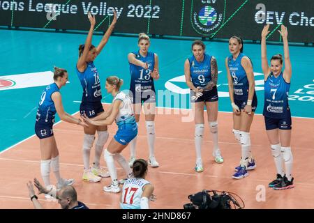 Novara, Italien. 15th. Februar 2022. Dinamo Moskau während Igor Gorgonzola Novara vs Dinamo Moskau, CEV Champions League Frauen-Volleyball-Spiel in Novara, Italien, Februar 15 2022 Quelle: Independent Photo Agency/Alamy Live News Stockfoto