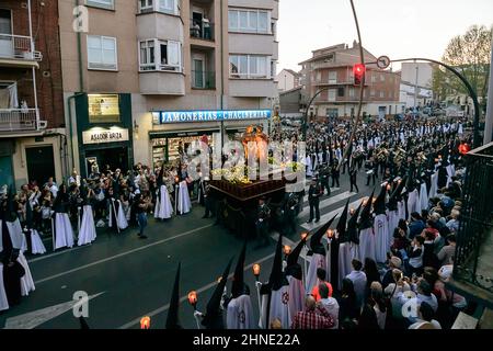 Der Abschied in der Osterwoche Prozession der Bruderschaft Jesu in seinem dritten Fall am Heiligen Montag in Zamora, Spanien. Stockfoto