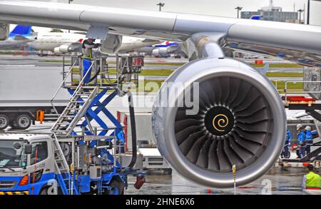 Betankung von Airbus A380, Flughafen Narita, Japan Stockfoto