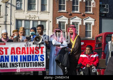 Protest gegen das Verbot von Hijab in Schulen in Indien, Altab Ali Park, ehemals bekannt als St. Mary's Park, Whitechapel Road, Tower Hamlets, London, Großbritannien Stockfoto