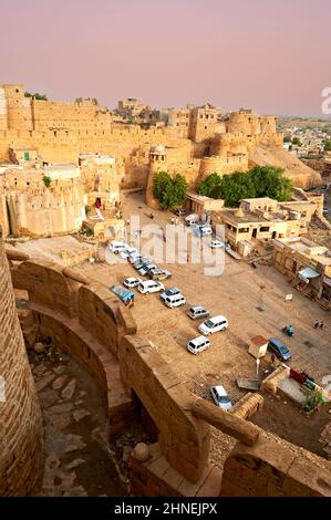 Indien Rajasthan jaisalmer. Die Wände bei Sonnenuntergang Stockfoto