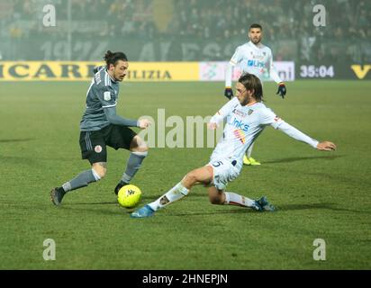 Antonio Gallo von uns Lecce während der italienischen Serie B, Fußballspiel zwischen Alesandria Calcio und uns Lecce, am 16. Februar 2022 im Moccagatta Stadion von Alessandria, Italien. Foto Nderim KACELI Stockfoto