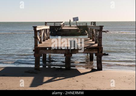 Lido di Ostia, Rom, Italien 24/10/2017: Verlassene Pier. © Andrea Sabbadini Stockfoto