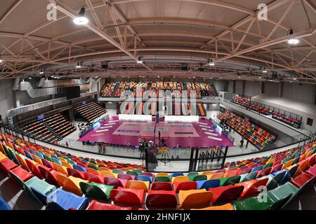 Florenz, Italien. 16th. Februar 2022. Gesamtansicht des neuen Pala Wanny während des Spiels Il Bisonte Firme vs Savino Del Bene Scandicci, Volleyball Italianische Serie A1 Frauen in Florenz, Italien, Februar 16 2022 Kredit: Unabhängige Fotoagentur/Alamy Live Nachrichten Stockfoto