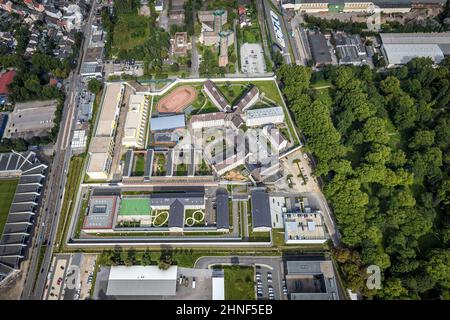 Luftaufnahme, Justizvollzugsanstalt Bochum im Grumme-Kreis Bochum, Ruhrgebiet, Nordrhein-Westfalen, Deutschland, Arena, Inhaftierung, Bochum Stockfoto