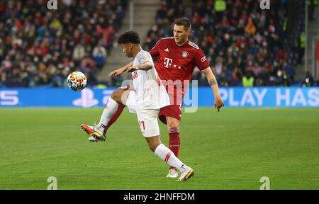 firo: Fuvuball: Fußball: 02/16/2022 Champions League, Saison 2021/2022 KO Phase, 1/8 Finale, Runde 16 RB Salzburg, FC Red Bull Salzburg - FC Bayern Mvºnchen Duelle, Karim Adeyemi, Versus, Niklas Svºle Stockfoto
