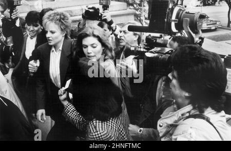 Jodie Foster, Kelly McGillis, am Set des Films, „The Angeklagte“, Foto von Rob McEwan für Paramount Picturs, 1988 Stockfoto