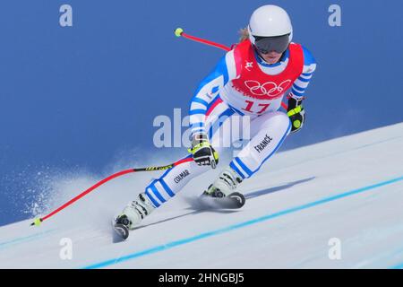 Yanqing, China. 17th. Februar 2022. Olympische Spiele, Ski alpin, kombiniert, Frauen, Abfahrt im Nationalen Alpinen Ski-Zentrum, Lara Gauche aus Frankreich in Aktion. Quelle: Michael Kappeler/dpa/Alamy Live News Stockfoto