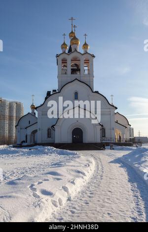 Orthodoxe Kirche von Konstantin und Helena in Mitino, Moskau. Stockfoto