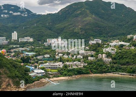 Hubschrauberflug mit Deep Water Bay und Shouson Hill, Hong Kong Island, 2008 Stockfoto