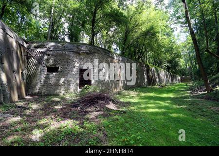 Krakau. Krakau. Polen. Die 'Dlubnia 49a' Hauptgepanzerte Artilleriefestung Teil der 'Twierdza Krakau' (Festung Krakau) österreichisch-ungarischen Festung Stockfoto