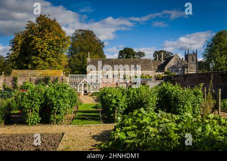 Küchengarten im Avebury Manor, Wiltshire, Großbritannien. Stockfoto