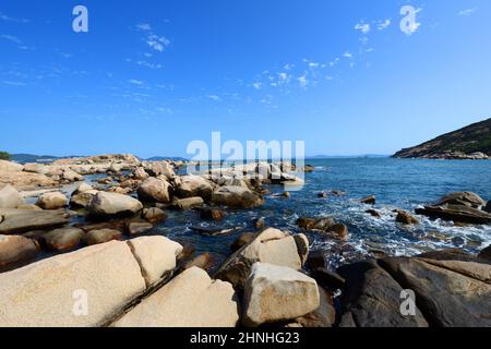 Yung Shue Ha Beach in Shek Pai Wan, Lamma Island, Hongkong. Stockfoto