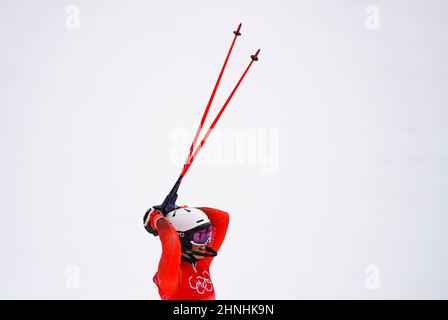 Jen Cching, China. 17th. Februar 2022. Michelle Gisin aus der Schweiz besucht am 17. Februar 2022 während der Olympischen Winterspiele 2022 die alpine kombinierte Abfahrt der Frauen im Yanqing National Alpine Skiing Center in Peking, China. Kredit: Roman Vondrous/CTK Foto/Alamy Live Nachrichten Stockfoto