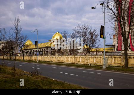 Bukarest Rumänien, 14. Februar 2022, die Kathedrale der Rettung der Nation, ist die größte Kirche in Rumänien und eine der größten orthodoxen c Stockfoto