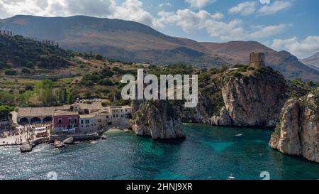 Europa, Italien, Sizilien, Naturschutzgebiet Lo Zingaro, Scopello's Tonnara Stockfoto