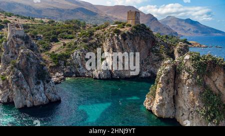 Europa, Italien, Sizilien, Naturschutzgebiet Lo Zingaro, Scopello's Tonnara Stockfoto