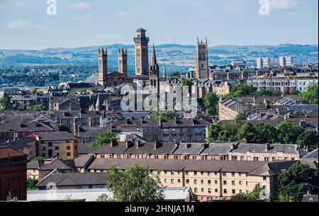 Blick über die Skyline von Glasgow vom Claypits Aussichtspunkt in Hamiltonhill. Stockfoto