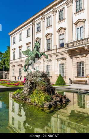 Brunnen in Mirabell Gardens Stockfoto