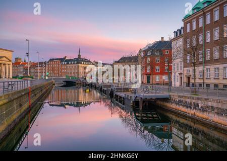 Stadtbild der Skyline der Innenstadt von Kopenhagen in Dänemark Stockfoto