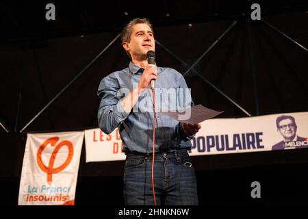 Frankreich, Bretagne, Ploufragan am 2022-02-10. Im Rahmen des Wahlkampfs von Jean-Luc Melenchon für die Präsidentschaftswahlen trifft sich France Insoumise in Ploufr Stockfoto