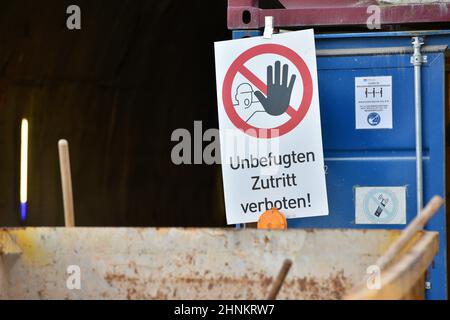 Schild - Baustelle - Betreten verboten - Schild - Baustelle - kein Eintrag. Stockfoto