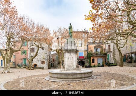 Sauve, mittelalterliches Dorf in Frankreich, Blick auf typische Straßen und Häuser Stockfoto