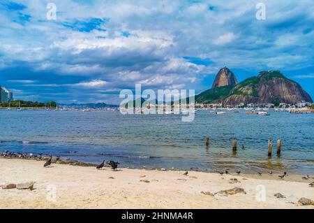 Zuckerhut und Botafogo Beach Rio de Janeiro Brasilien. Stockfoto