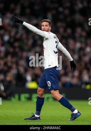 White Hart Lane, Großbritannien. 05th. Februar 2022. Rodrigo Bentancur von Spurs während des FA Cup-Spiels zwischen Tottenham Hotspur und Brighton und Hove Albion am 5. Februar 2022 im Tottenham Hotspur Stadium, White Hart Lane, England. Foto von Andy Rowland. Quelle: Prime Media Images/Alamy Live News Stockfoto