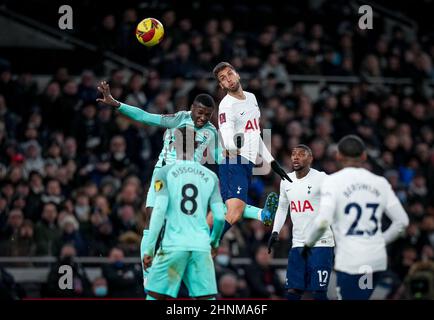 White Hart Lane, Großbritannien. 05th. Februar 2022. Rodrigo Bentancur von Spurs während des FA Cup-Spiels zwischen Tottenham Hotspur und Brighton und Hove Albion am 5. Februar 2022 im Tottenham Hotspur Stadium, White Hart Lane, England. Foto von Andy Rowland. Quelle: Prime Media Images/Alamy Live News Stockfoto