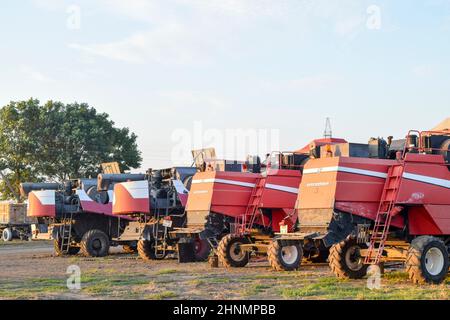 Mähdrescher. Landwirtschaftliche Maschinen. Stockfoto