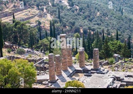 Ruinen Des Apollo-Tempels In Delphi, Griechenland Stockfoto