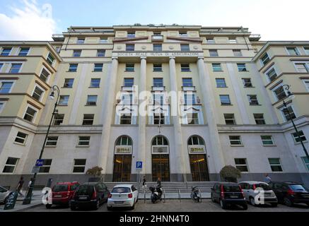 TURIN, ITALIEN - 18. AUGUST 2021: Società reale Mutua di Assicurazioni Hauptsitz in Turin, Italien Stockfoto