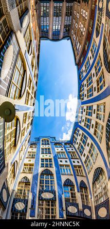 Fassaden von Gebäuden am Hackeschen Markt in Berlin, Deutschland Stockfoto