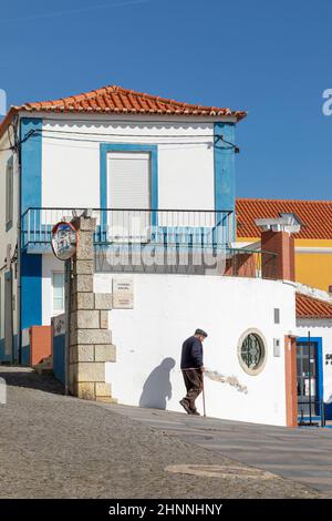 Häuser in der historischen Stadt Sines, Portugal Stockfoto