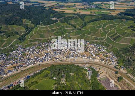 Luftaufnahme, überflutetes Gebiet an der Ahr in Dernau, Ahrflut, Ahrtal, Rheinland-Pfalz, Deutschland, Ahr-Flut, DE, Dernau, Europa, Flut Stockfoto