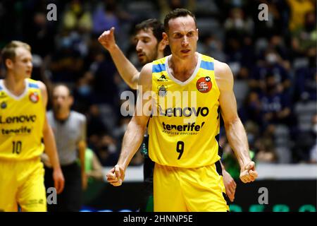 Granada, Spanien. 17th. Februar 2022. 17th. Februar 2022; Palace Municipal of Deportes; Granada; Andalusien; Spanien; Liga Endesa ACB; Viertelfinale; Copa del Rey; Joventut vs Lenovo Teneriffa; Marcelinmo Huertas (Teneriffa) 900/Cordon Pressequelle: CORDON PRESS/Alamy Live News Stockfoto