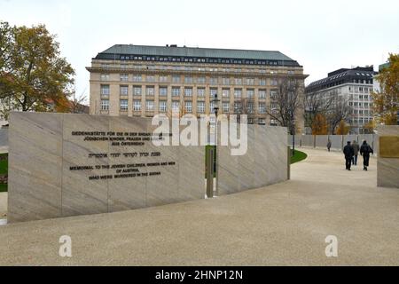 Shoah-Namenstauern-Gedenkstätte in Wien, Österreich, Europa - Shoah Namensmauer-Denkmal in Wien, Österreich, Europa Stockfoto