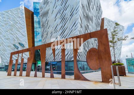 Detail der Fassade der Titanic Belfast Stockfoto
