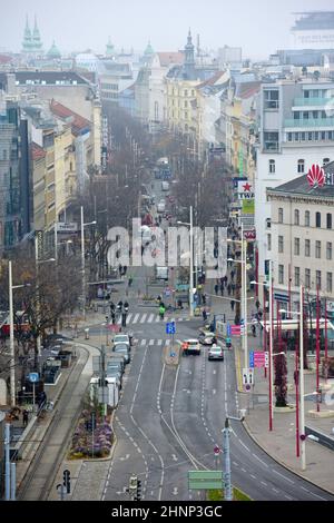 Die Einkaufsstraße Mariahilfer Straße in Wien (Österreich) - die Einkaufsstraße Mariahilfer Straße in Wien (Österreich) -. Stockfoto