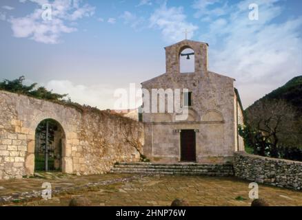 Banari, Sardinien, Italien. Kirche Santa Maria di Cea (gescannt von Farblider) Stockfoto