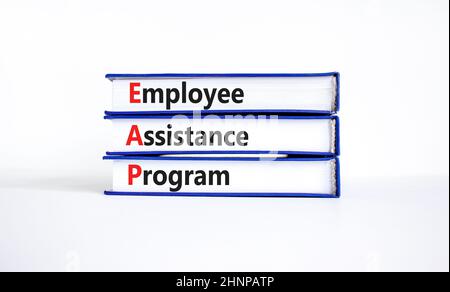 Symbol für das EAP-Programm zur Unterstützung von Mitarbeitern. Konzept Wörter EAP Mitarbeiter-Assistance-Programm auf Bücher auf schönen weißen Tisch weißen Hintergrund. Business-EAP Stockfoto