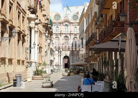 Blick auf die historische Stadt Trapani in Sizilien, Italien Stockfoto