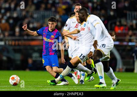 Barcelona, Spanien. 17th. Februar 2022. Pedri (FC Barcelona) in Aktion beim Europa League Fußballspiel zwischen dem FC Barcelona und dem SSC Napoli, am 17. Februar 2022 im Camp Nou Stadion in Barcelona, Spanien. Foto: Siu Wu. Kredit: dpa/Alamy Live Nachrichten Stockfoto