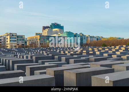 Blick auf die jüdische Holocaust-Mahnmal in Berlin, Deutschland Stockfoto