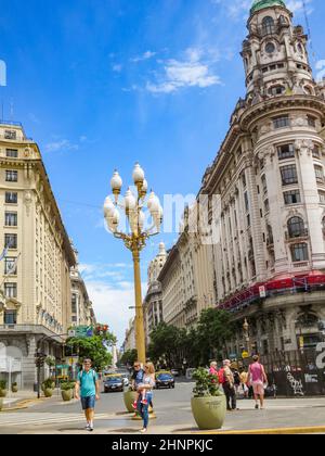 Fassade eines historischen Wolkenkratzers in Buenos Aires in der Altstadt an der Plaza de Mayo Stockfoto