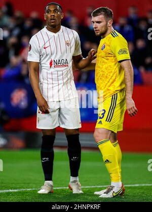 SEVILLA, SPANIEN - 17. FEBRUAR: Anthony Martial vom FC Sevilla während der Play-offs der ersten Etappe der UEFA Europa League zwischen dem FC Sevilla und Dinamo Zagreb am 17. Februar 2022 im Estadio Ramón Sánchez­ Pizjuán in Sevilla, Spanien (Foto by DAX Images/Orange PicBilder) Stockfoto